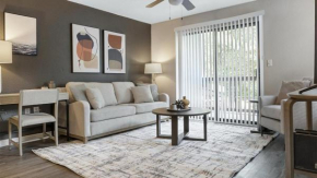 Landing at Star Lofts - 2 Bedrooms in Petersburg